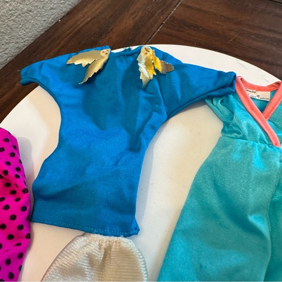 Vintage Barbie doll style clothing dresses leggings top skirt bundle - Picture 3 of 4